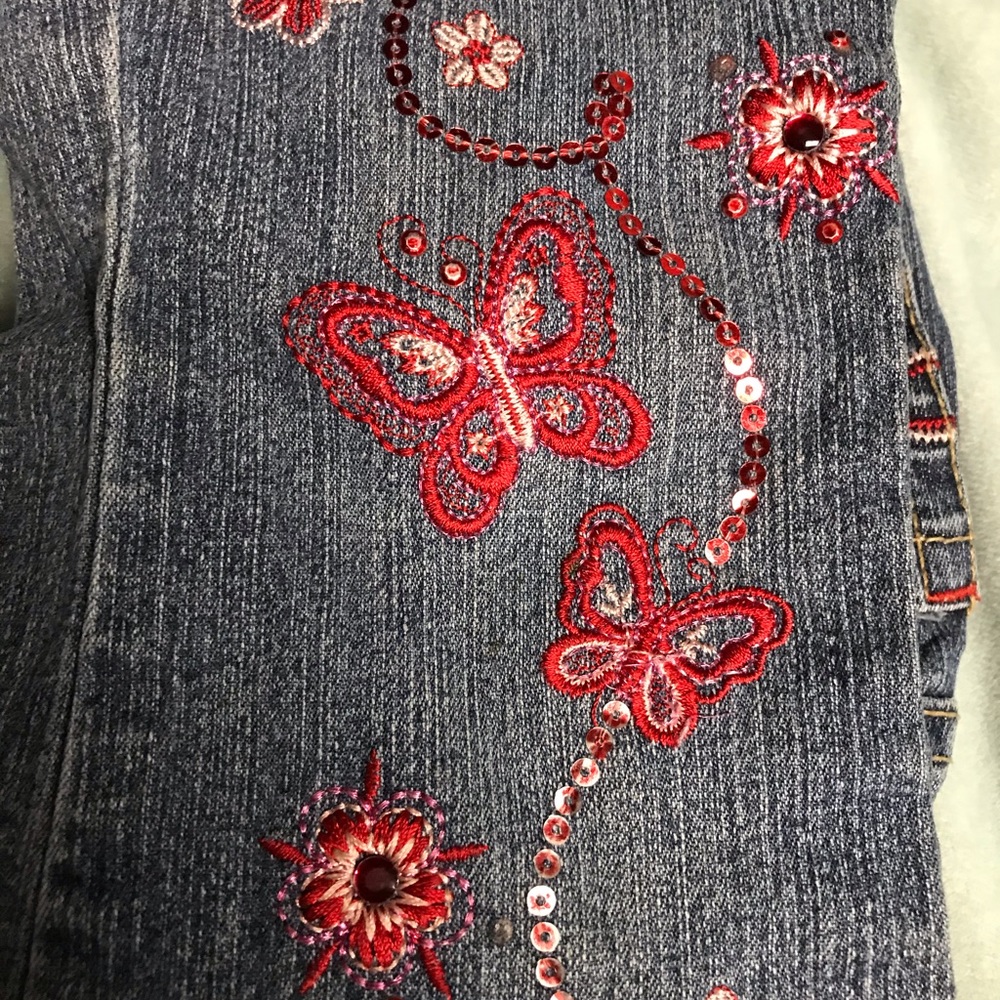 Little girls blue jeans with butterfly’s - Picture 4 of 4